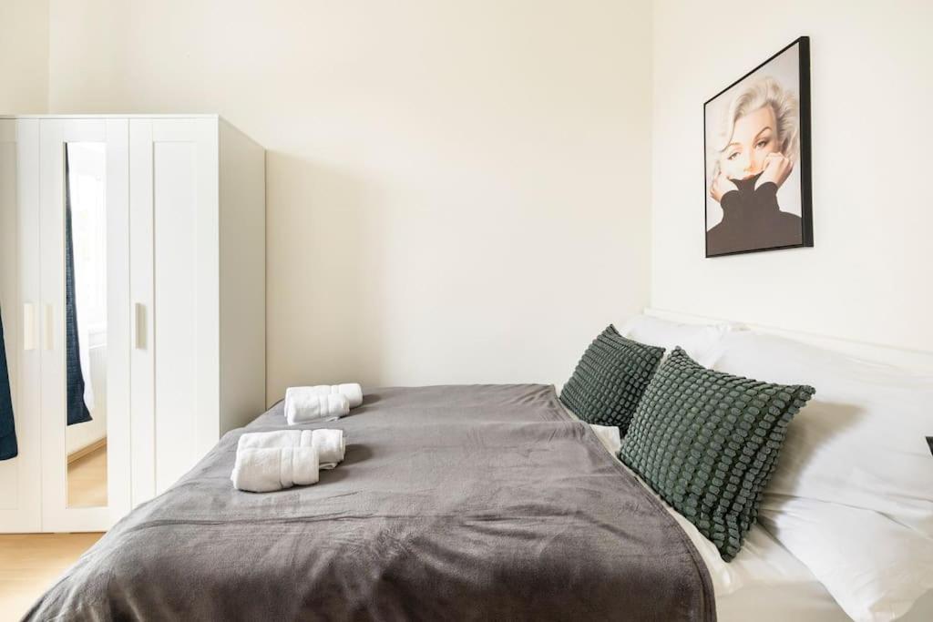 Beautiful 1 Bedroom Apartment Near Schoenbrunn Wien Eksteriør bilde